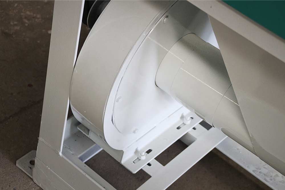 Water Mist Rice Polisher for Premium Rice Finishing shuiwupaoguangjixiangqing 09