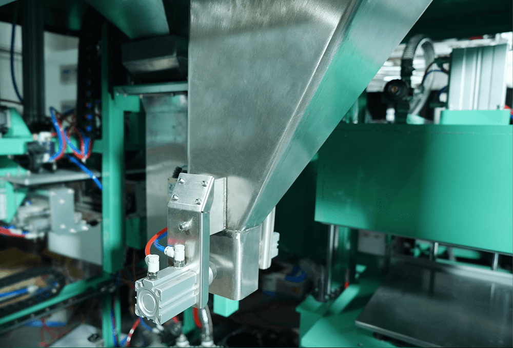 Dual-Station Vacuum Rice Packing Machine | 0.5kg Six-Side & 5kg Double-Side Packaging bzjxq 07